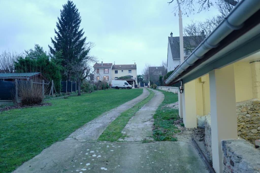 Maison Avec Jardin Au Calme Proche De Paris Holiday home