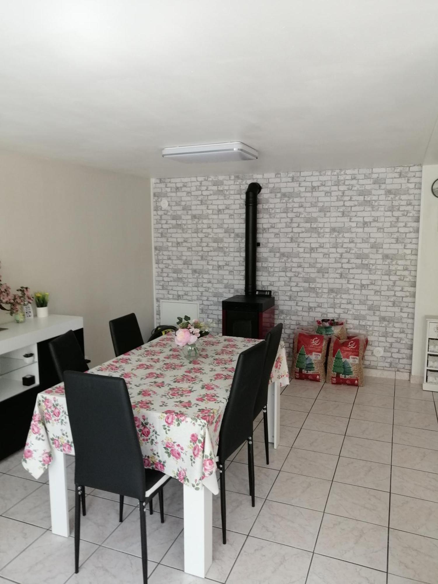 Holiday home Maison Avec Jardin Au Calme Proche De Paris Longpont-sur-Orge